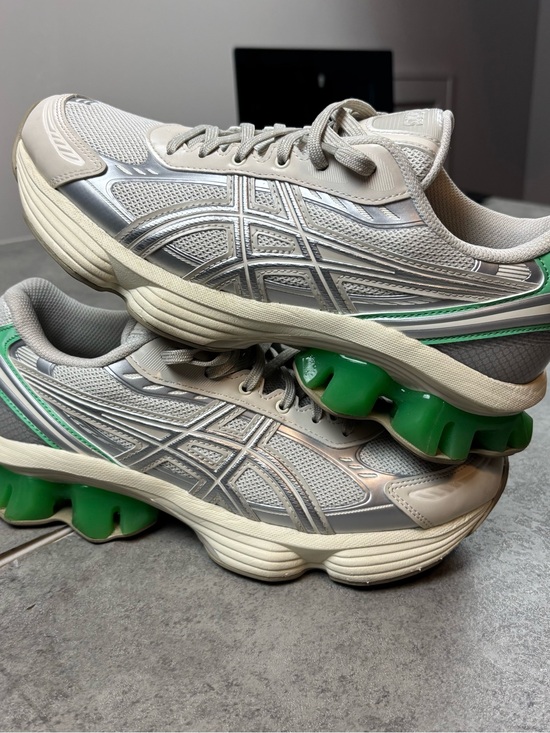 Asics Other - ASICS Men's GEL-KINETIC FLUENT Running Shoes Mens 7 Silver Green F450325